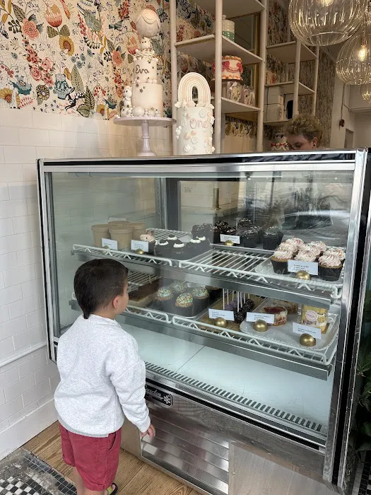 GoodieBox Bakeshop Picture 6
