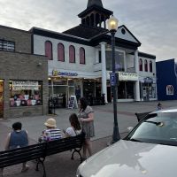 Auntie Anne's ico