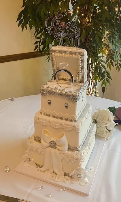 Cre8 A Cake Picture 10