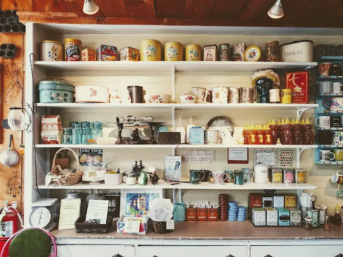 Leah's Cakery Picture 9