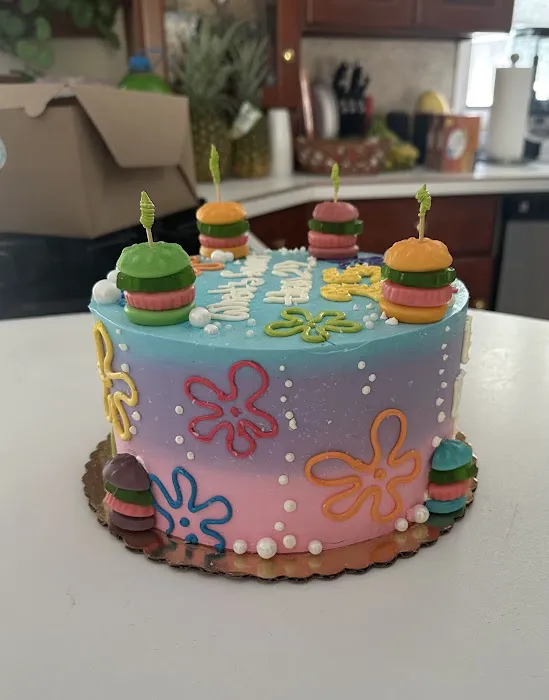 Leah's Cakery Picture 8