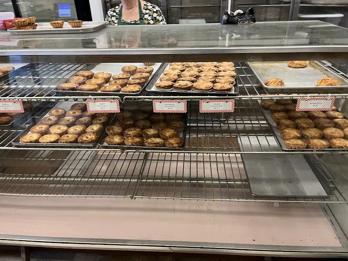 Florentine Pastry Shop Picture 3