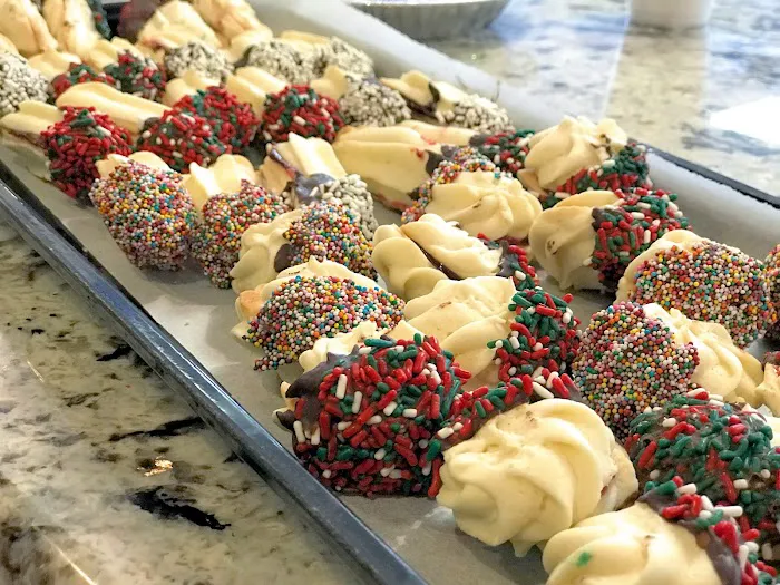 Salvatore's Italian Bakery & Bagel Shoppe Picture 8