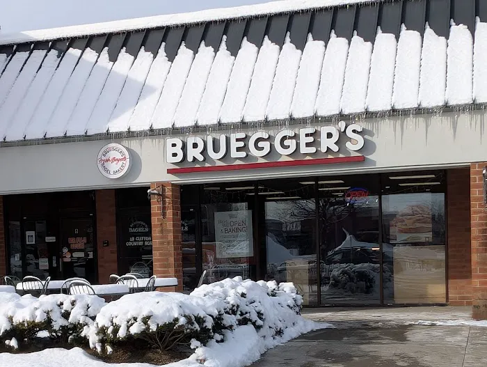 Bruegger's Bagels Picture 10