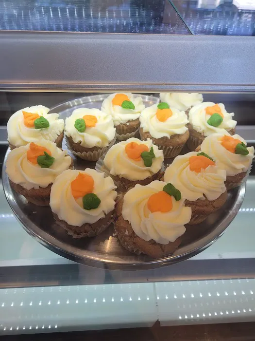 Jennifer Lee's Gourmet Bakery Picture 3