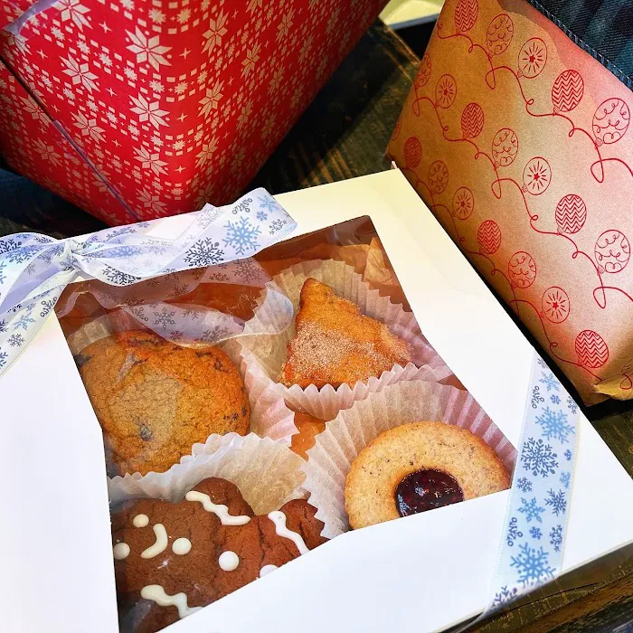 Hearth & Hug Bakery Picture 10