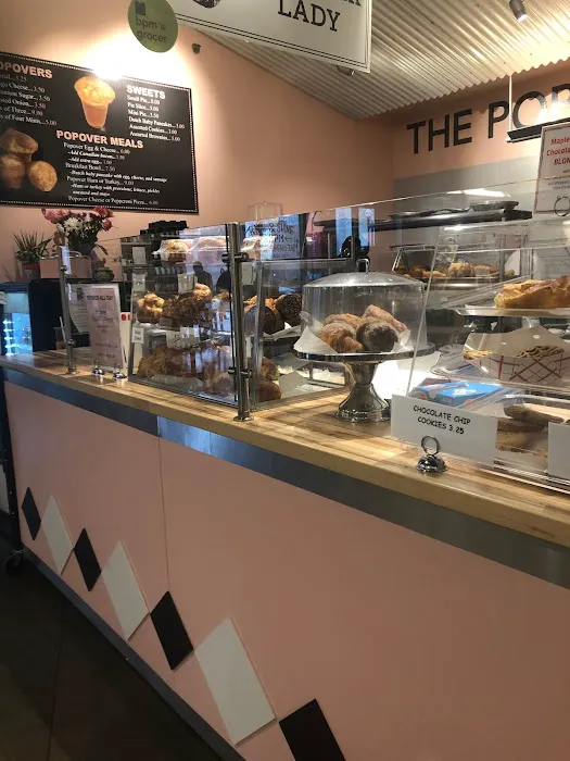The Popover Lady Picture 1