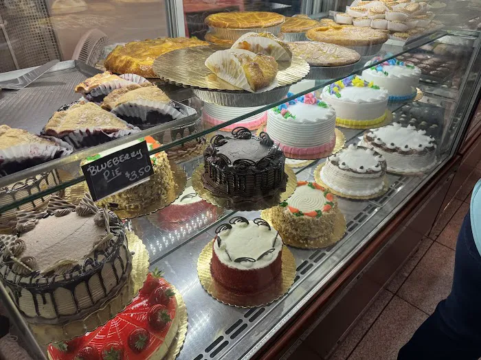 Modern Pastry Shop Picture 6