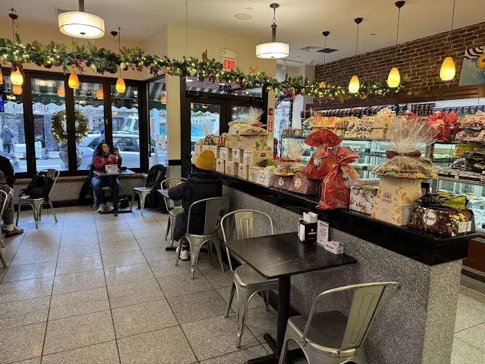 Modern Pastry Shop Picture 8