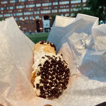 Mike's Pastry Picture 8