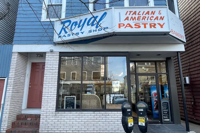 Royal Pastry Shop Picture 9