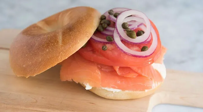 Browns Bagel Shop Picture 3