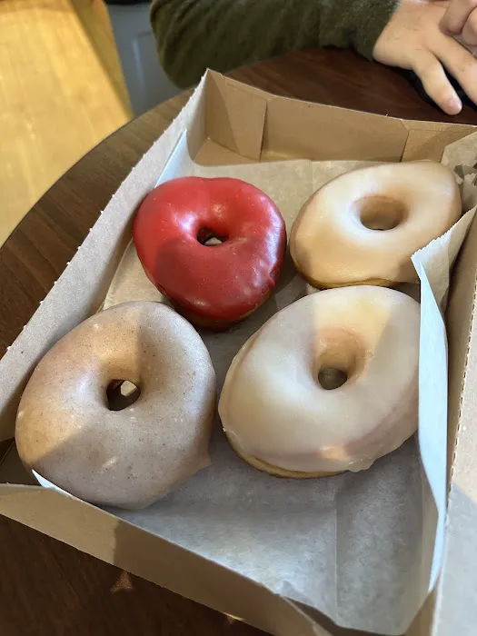 Mad River Donuts Picture 5