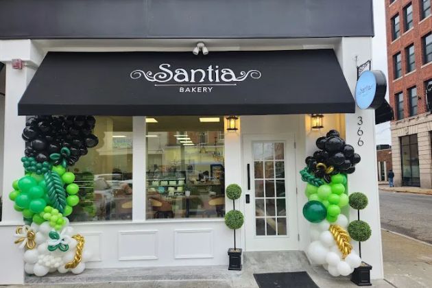 Santia Bakery