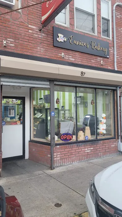 Eunices Bakery Picture 1