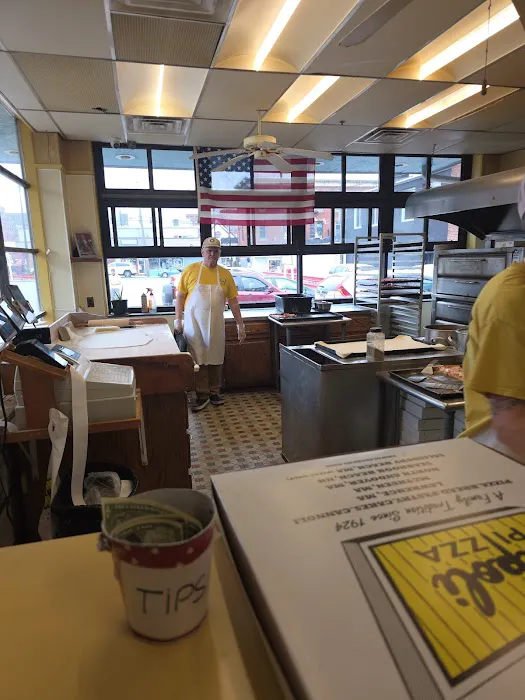 Tripoli Pizza & Bakery - Lawrence Picture 5