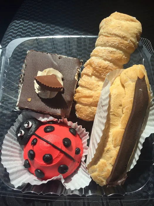 Tripoli Pizza & Bakery - Lawrence Picture 4