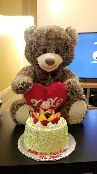 Bella Cakes Picture 5