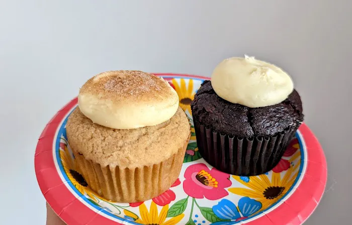 Sweet Girlz Bakery Picture 1