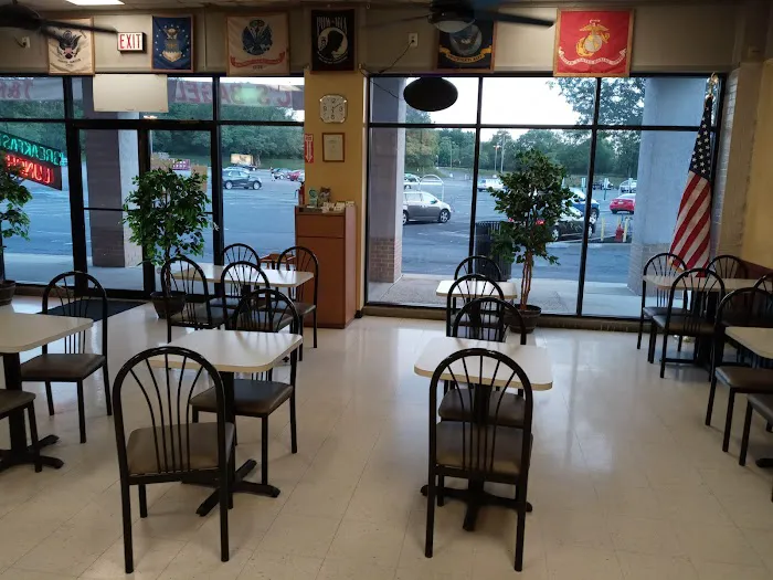 Vic's Bagels Picture 7