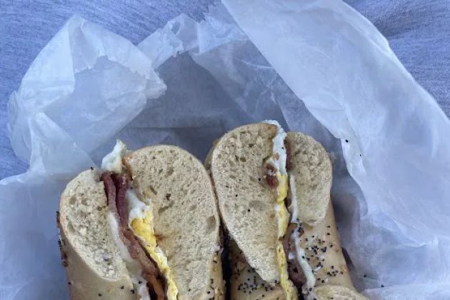 Vic's Bagels