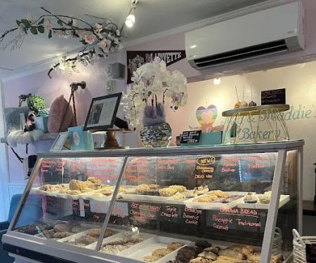 Mia & Maddie's Bakery