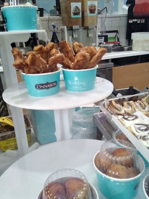 Cinnabon Picture 9