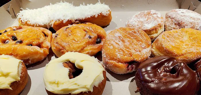 Dalo's Bakery Picture 10