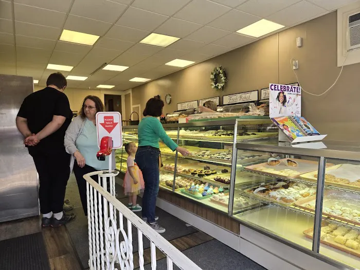 Sanitary Bakery Picture 7
