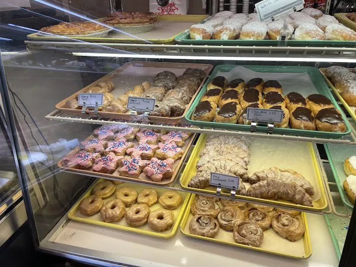 Sanitary Bakery Picture 3