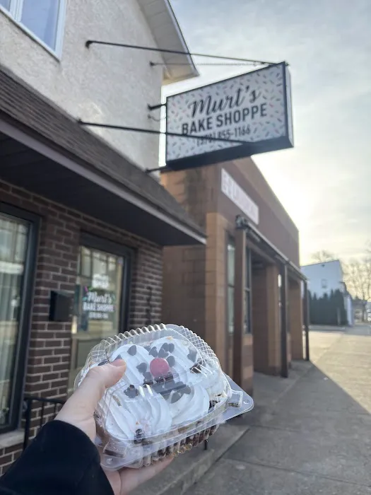 Murt's Bake Shoppe Picture 1