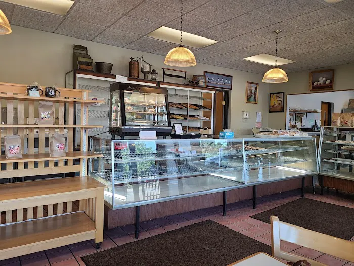 Light's Coffee Shop and Pizza Picture 5