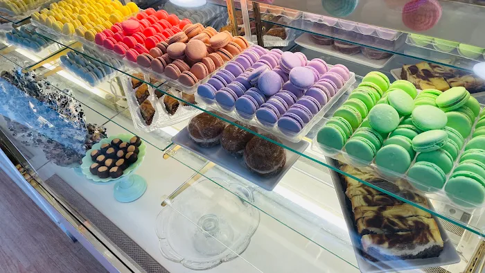 P's Macarons Picture 1