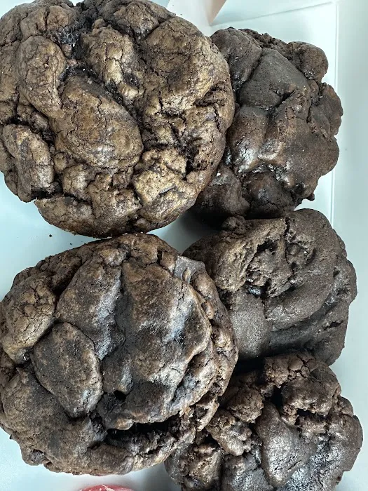 Rholeda's Dessert Emporium Picture 10