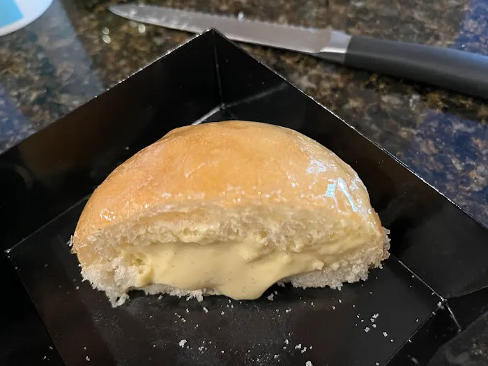 Rholeda's Dessert Emporium Picture 2