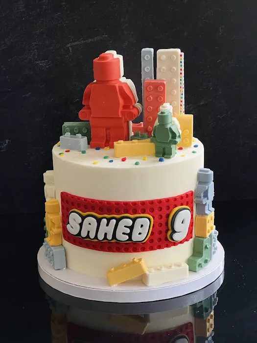 Rholeda's Dessert Emporium Picture 9