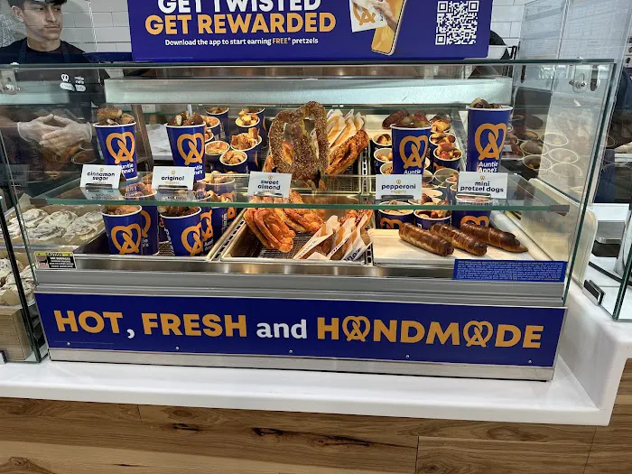 Auntie Anne's Picture 3