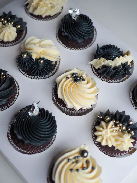 Marlie Bakes Cakes Picture 5