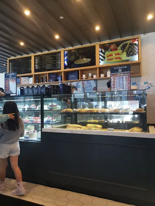 Paris Baguette Picture 2