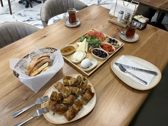 Vanilla Bakery & Cafe Picture 2