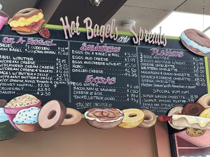 Yum Yum Bagel & Cafe Picture 2
