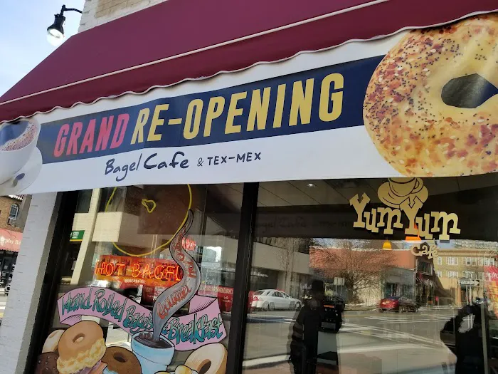 Yum Yum Bagel & Cafe Picture 4