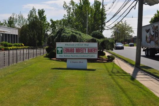 Leonard Novelty Bakery