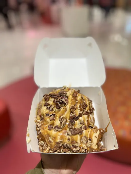 Cinnabon Picture 9