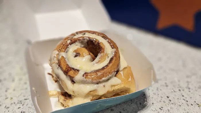 Cinnabon Picture 6