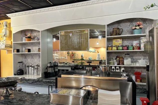 Las Lomas Bakery & Cafe