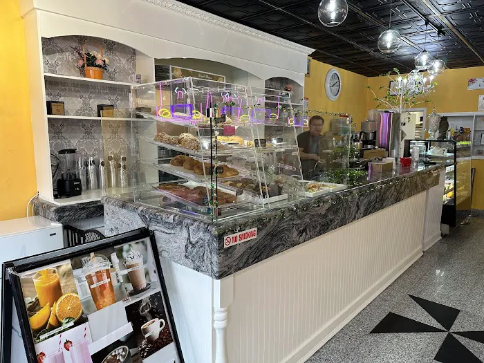 Las Lomas Bakery & Cafe Picture 2