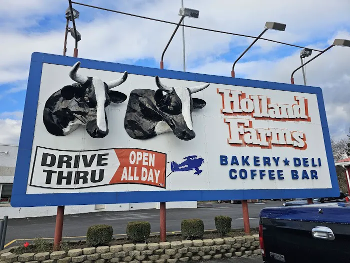 Holland Farms Bakery & Deli Picture 9