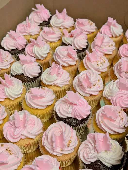 Lizzy's Cupcakery & Candies Picture 1