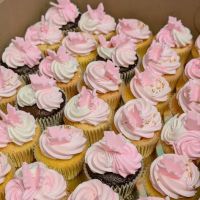 Lizzy's Cupcakery & Candies ico